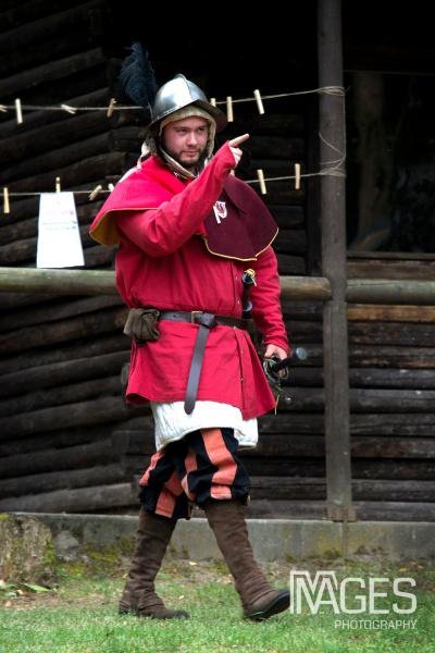 Datei:Burckgardt zottelgrimm.jpg